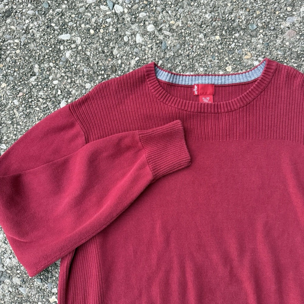 Levi's Sweater Mens XL Red Pullover Crew Neck Ribbed Cuffs Waistband Y2K - Picture 2 of 6